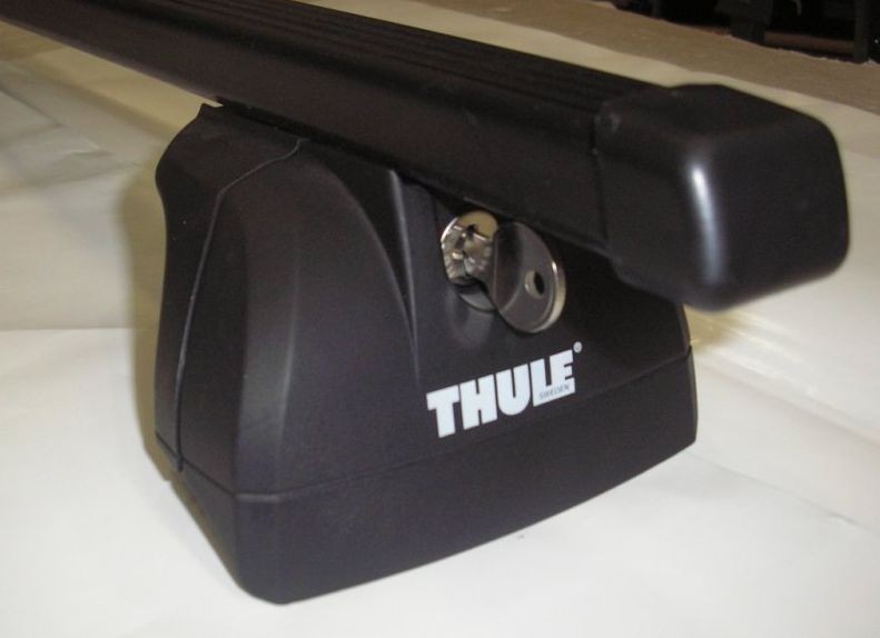 Střešní nosiče Thule 7106+7122 tyčemi 118 cm+kit - k vypůjčení č.2